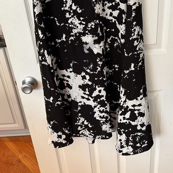 victor alfaro collective galaxy printed dress - Picture 7 of 11